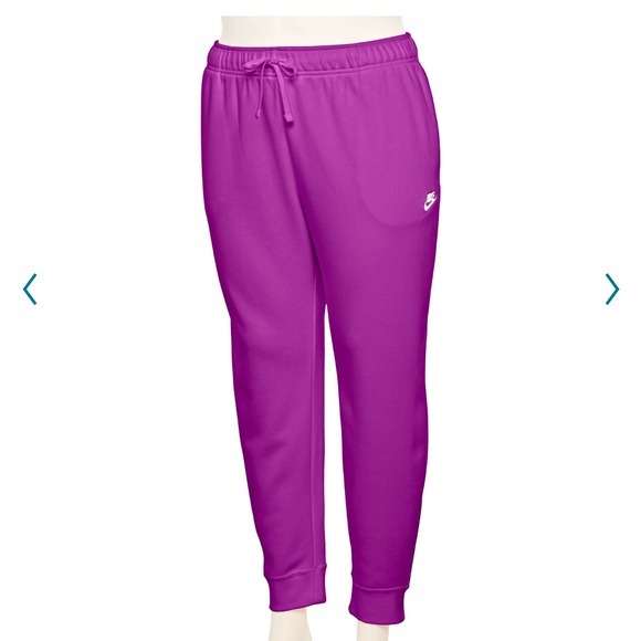 Plus Size Nike Sportswear Club Fleece Joggers - Picture 1 of 1